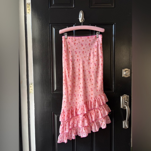 Kimchi Blue Pink Floral Asymmetrical Tiered Ruffle Skirt Size M - Picture 2 of 12
